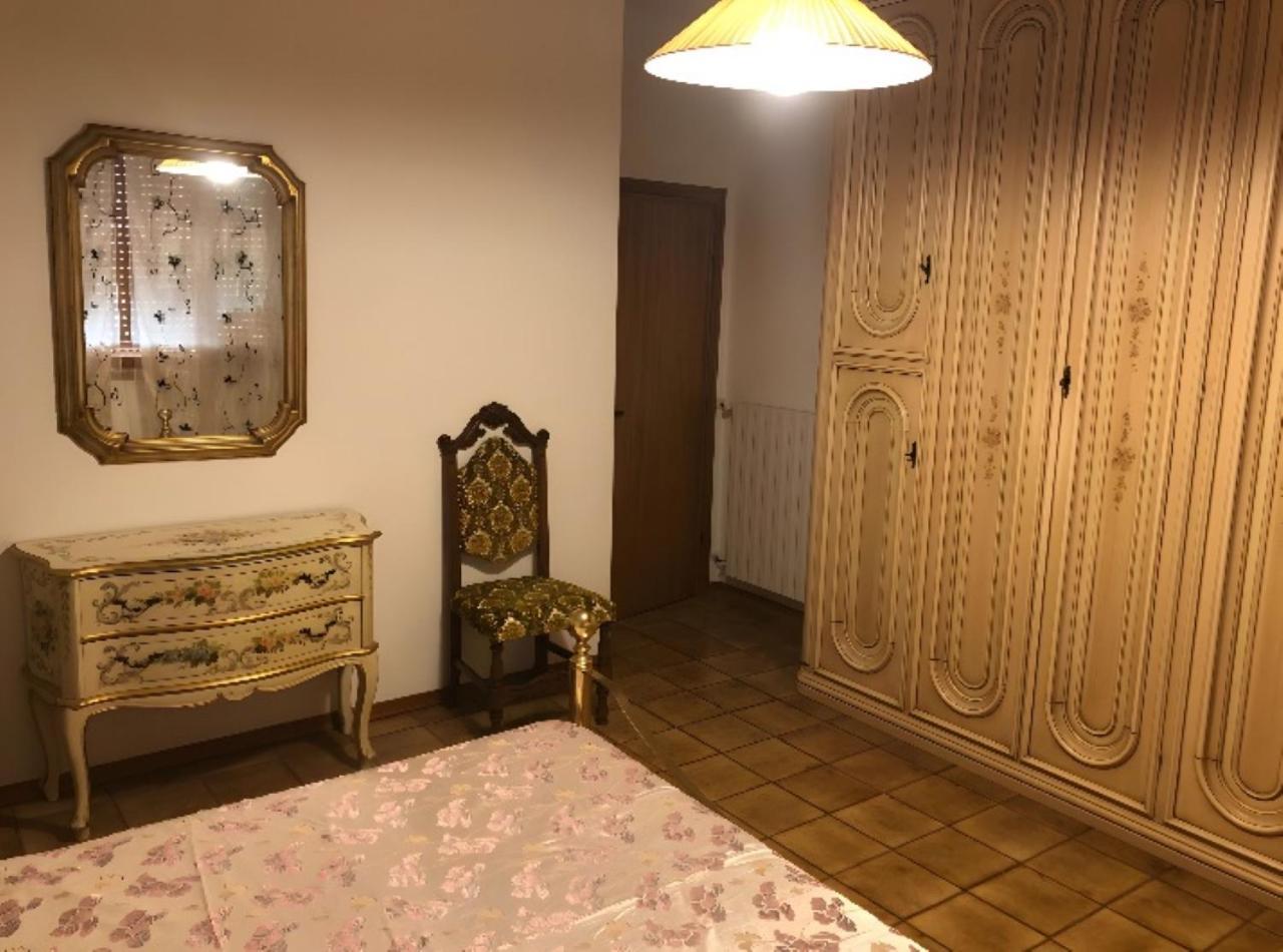 Guest House Benvenuti - Casa Vacanze Toscana تشيزينا المظهر الخارجي الصورة